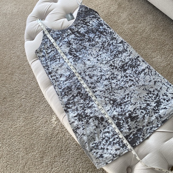 VIVANCE DREAMS crushed velvet slip dress - Picture 7 of 7